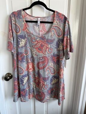 LuLaRoe Short Sleeve V-Neck Paisley Top in Pink, Purple, Gray